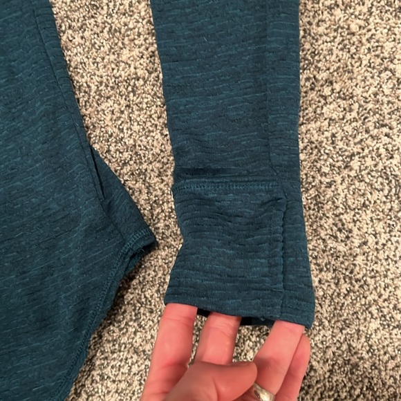 Nike 1/4 Zip Dri-Fit Running Pullover - Picture 4 of 6